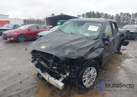 2025 Toyota Tundra Sr5 z USA, uszkodzony, nr VIN 5TFLA5EC0SX045685